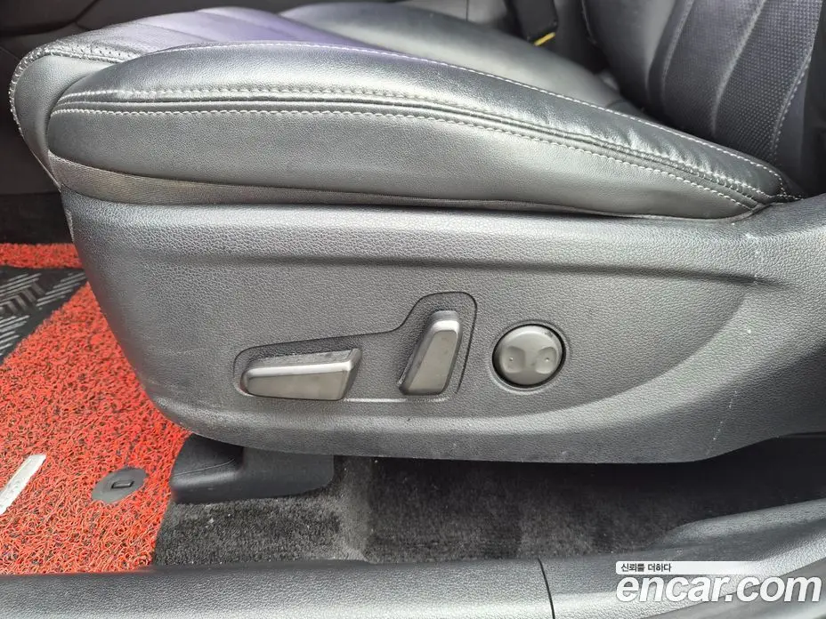 Hyundai Santa Fe 2019 2.0 автомат (гидро), фото 17