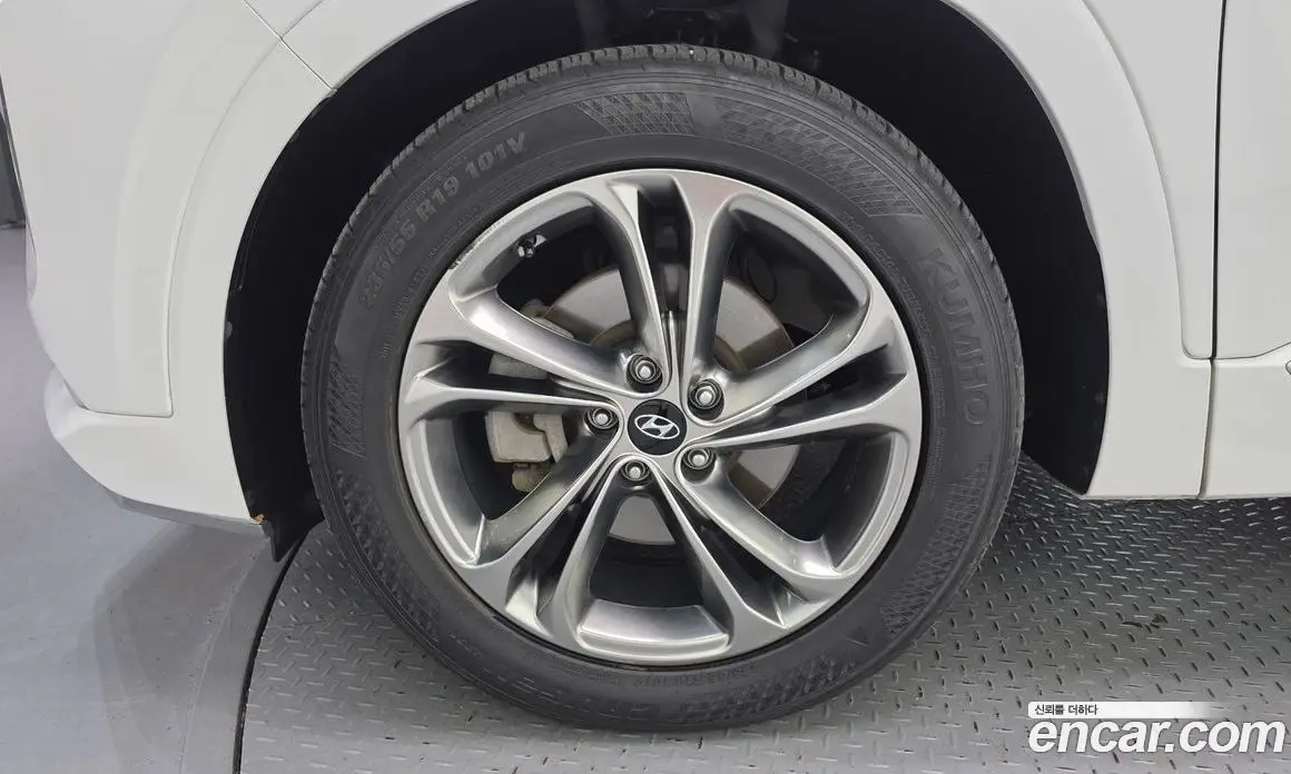 Hyundai Santa Fe 2019 2.2 автомат (гидро), фото 5