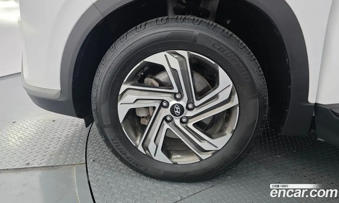 Hyundai Santa Fe 2021 2.2 автомат (гидро), фото 5