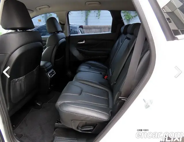 Hyundai Santa Fe 2021 2.2 автомат (гидро), миниатюра 6 Hyundai Santa Fe 2021 2.2 автомат (гидро), миниатюра 6