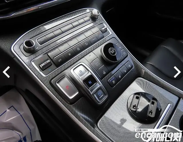 Hyundai Santa Fe 2021 2.2 автомат (гидро), миниатюра 10 Hyundai Santa Fe 2021 2.2 автомат (гидро), миниатюра 10