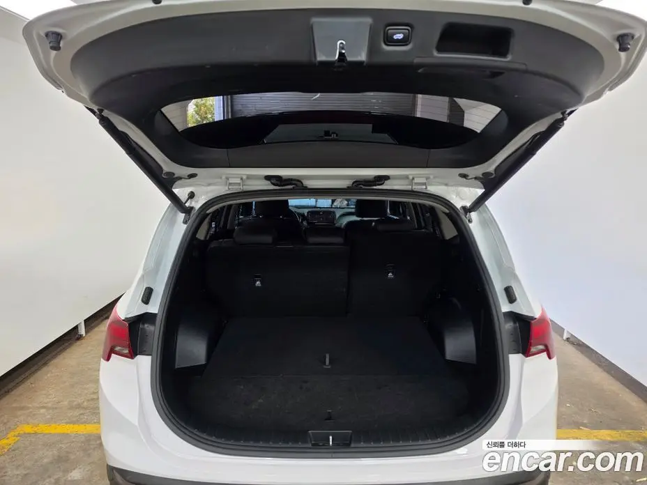 Hyundai Santa Fe 2022 2.2 автомат (гидро), фото 18 Hyundai Santa Fe 2022 2.2 автомат (гидро), фото 18