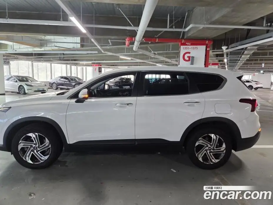 Hyundai Santa Fe 2022 2.2 автомат (гидро), фото 5 Hyundai Santa Fe 2022 2.2 автомат (гидро), фото 5