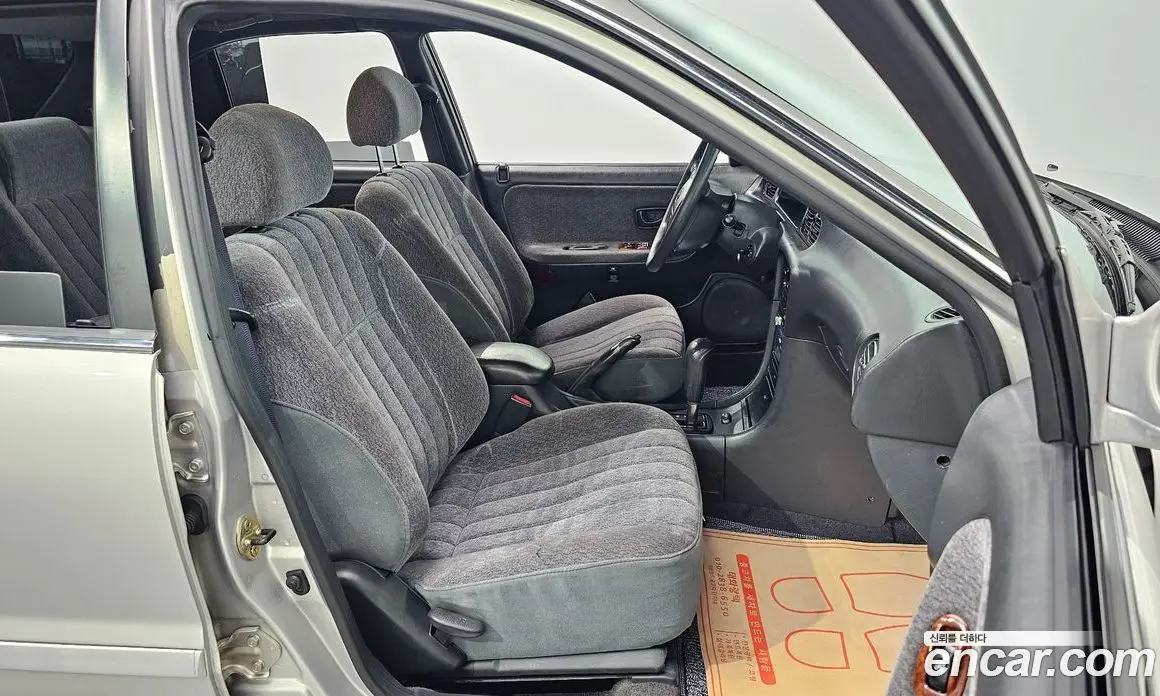 Hyundai Sonata 1994 2.0 автомат (гидро), фото 13 Hyundai Sonata 1994 2.0 автомат (гидро), фото 13