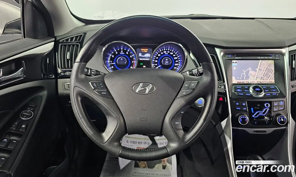 Hyundai Sonata 2009 2.0 автомат (гидро), фото 14