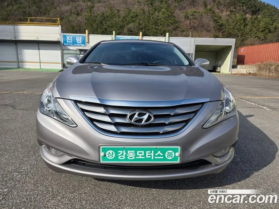 Hyundai Sonata 2009 2.0 автомат (гидро), фото 3 Hyundai Sonata 2009 2.0 автомат (гидро), фото 3