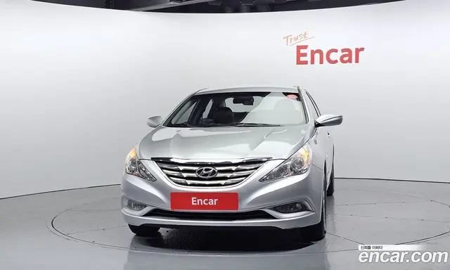 Hyundai Sonata 2010 2.0 автомат (гидро), миниатюра 3 Hyundai Sonata 2010 2.0 автомат (гидро), миниатюра 3