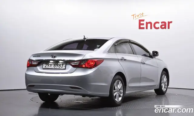 Hyundai Sonata 2011 2.0 автомат (гидро), миниатюра 2
