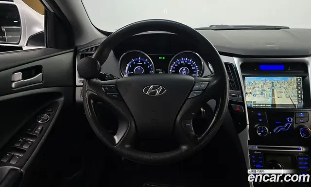 Hyundai Sonata 2011 2.0 автомат (гидро), миниатюра 12