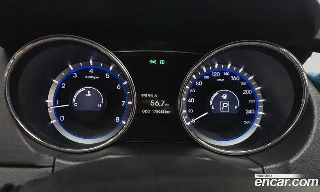 Hyundai Sonata 2011 2.0 автомат (гидро), миниатюра 8