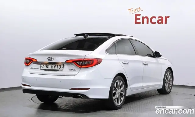 Hyundai Sonata 2014 2.0 автомат (гидро), миниатюра 2
