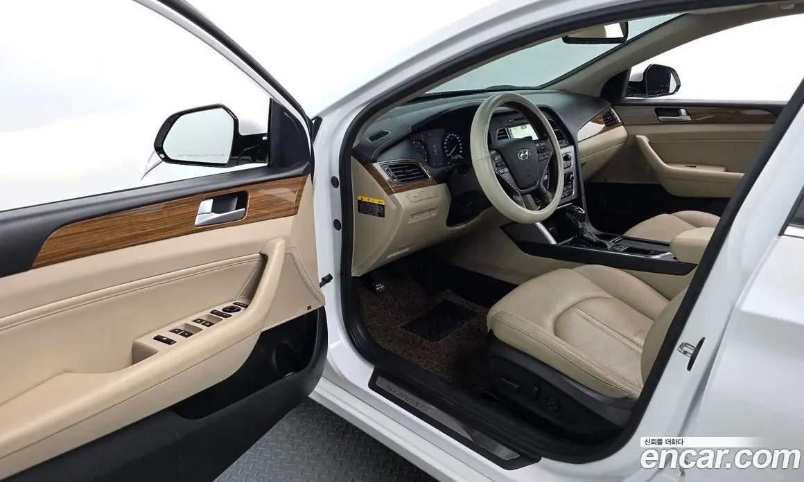 Hyundai Sonata 2014 2.0 автомат (гидро), фото 11