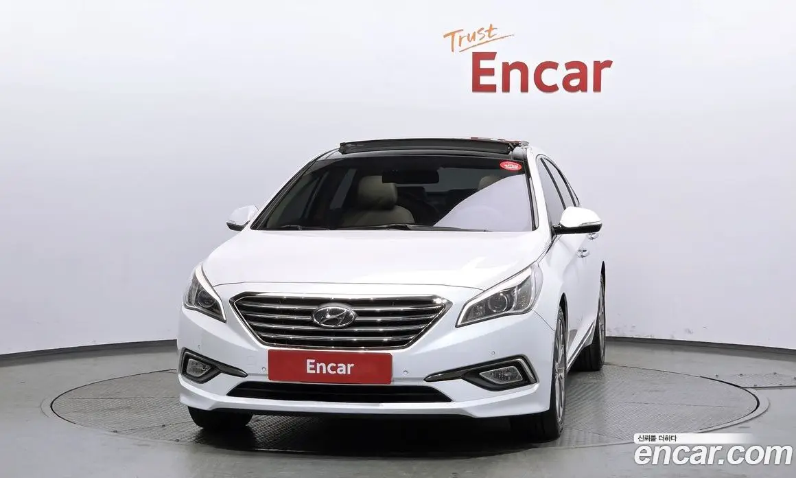 Hyundai Sonata 2014 2.0 автомат (гидро), фото 3