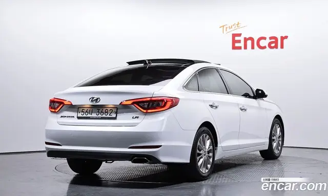Hyundai Sonata 2014 2.0 автомат (гидро), миниатюра 2
