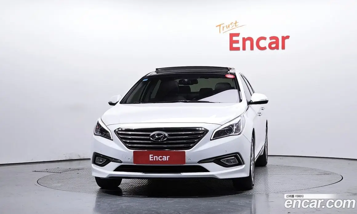 Hyundai Sonata 2014 2.0 автомат (гидро), фото 3