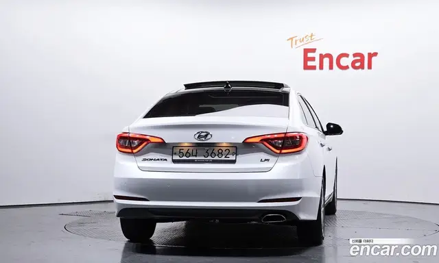 Hyundai Sonata 2014 2.0 автомат (гидро), миниатюра 4