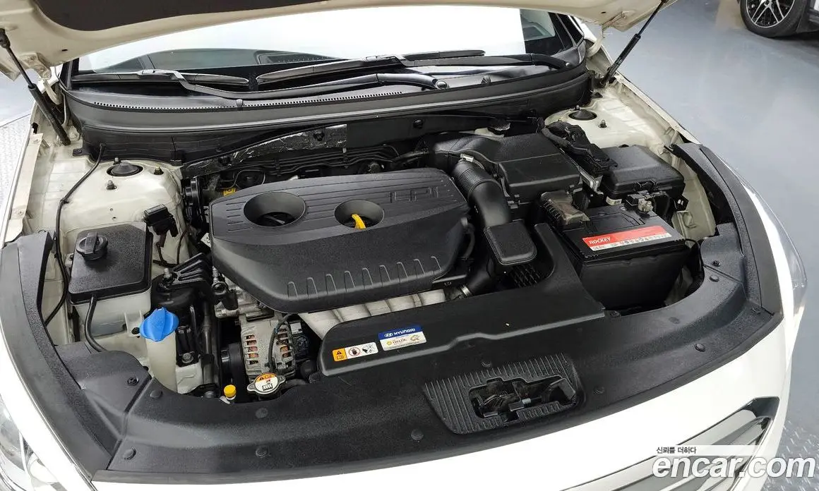 Hyundai Sonata 2014 2.0 автомат (гидро), фото 6
