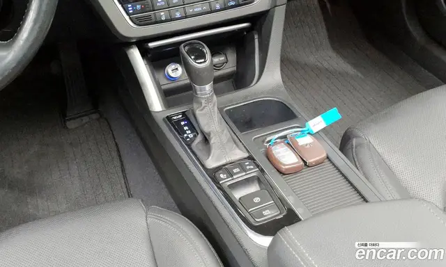 Hyundai Sonata 2014 2.0 автомат (гидро), миниатюра 9