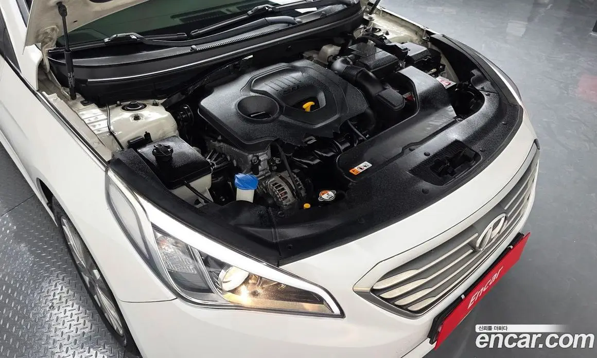 Hyundai Sonata 2014 2.0 автомат (гидро), фото 6