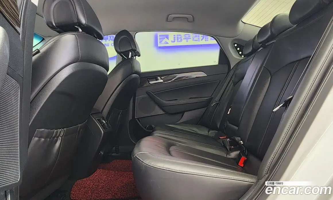 Hyundai Sonata 2015 2.0 автомат (гидро), фото 14 Hyundai Sonata 2015 2.0 автомат (гидро), фото 14