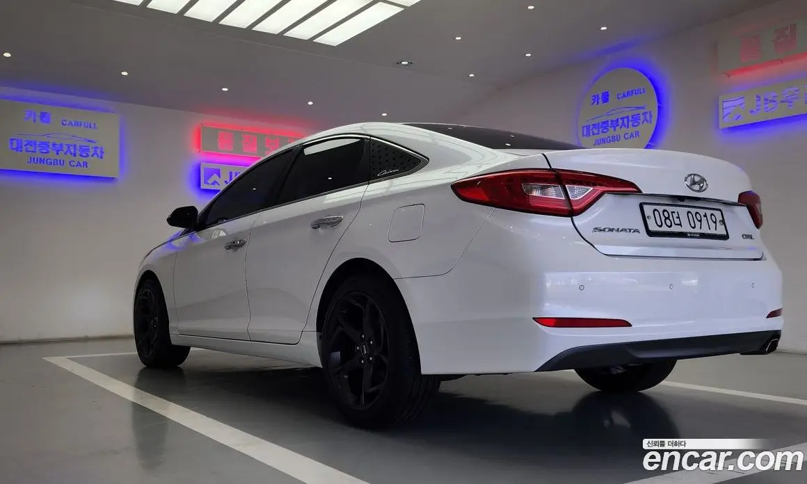 Hyundai Sonata 2015 2.0 автомат (гидро), фото 3 Hyundai Sonata 2015 2.0 автомат (гидро), фото 3