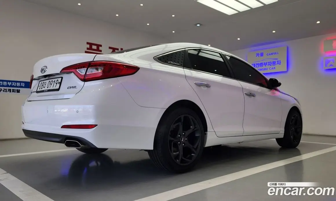 Hyundai Sonata 2015 2.0 автомат (гидро), фото 5 Hyundai Sonata 2015 2.0 автомат (гидро), фото 5