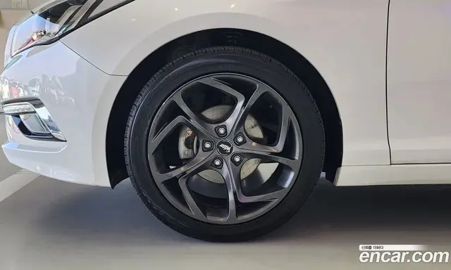 Hyundai Sonata 2015 2.0 автомат (гидро), миниатюра 8 Hyundai Sonata 2015 2.0 автомат (гидро), миниатюра 8