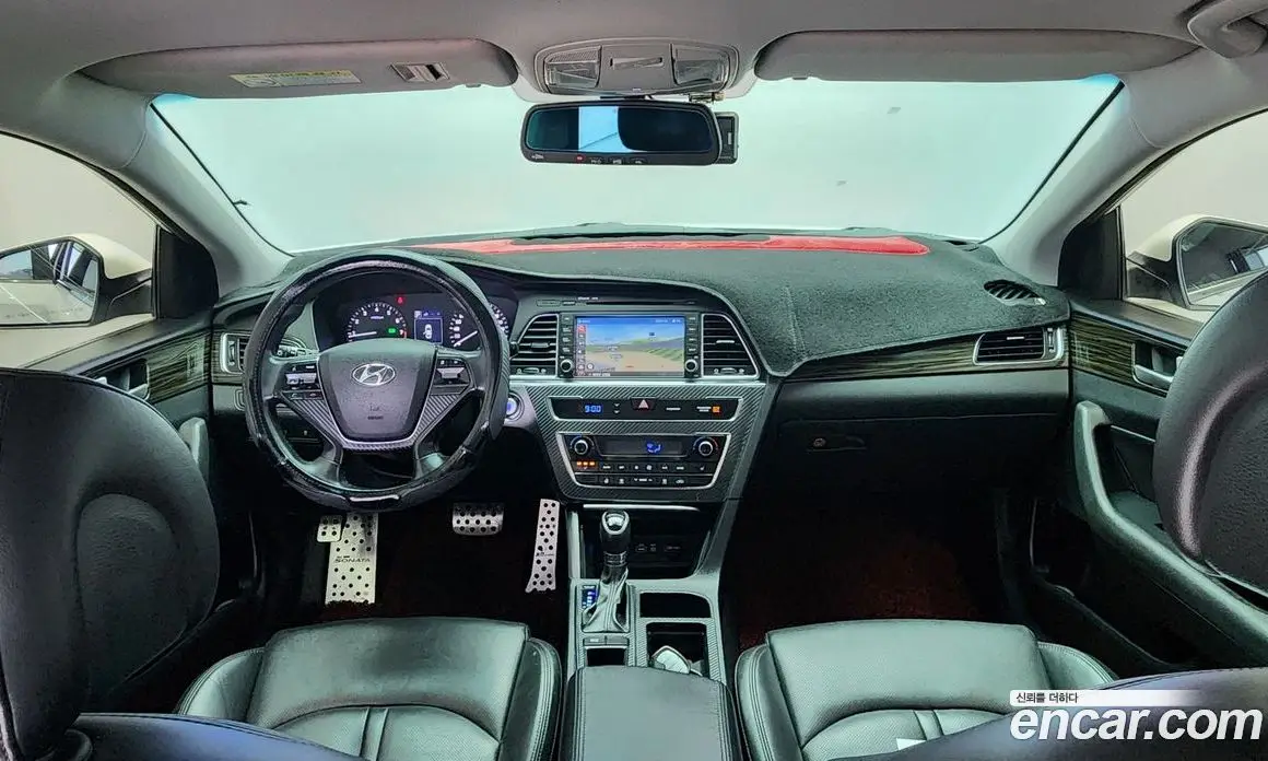 Hyundai Sonata 2015 2.0 автомат (гидро), фото 10 Hyundai Sonata 2015 2.0 автомат (гидро), фото 10