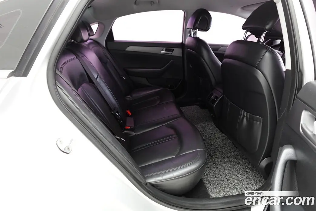 Hyundai Sonata 2016 2.0 автомат (гидро), фото 20