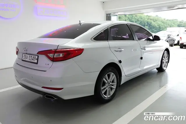 Hyundai Sonata 2016 2.0 автомат (гидро), миниатюра 5