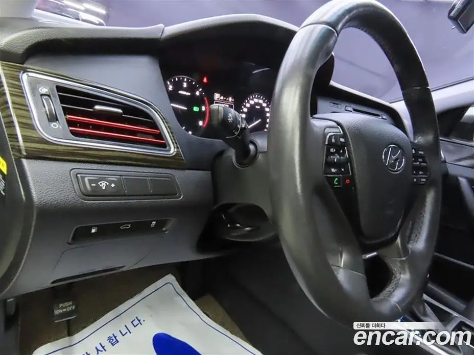 Hyundai Sonata 2016 1.7 автомат (гидро), фото 14 Hyundai Sonata 2016 1.7 автомат (гидро), фото 14