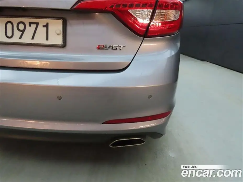 Hyundai Sonata 2016 1.7 автомат (гидро), фото 18 Hyundai Sonata 2016 1.7 автомат (гидро), фото 18