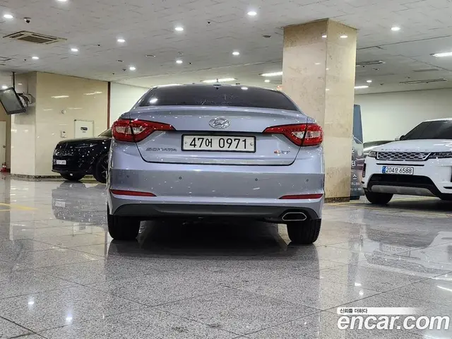 Hyundai Sonata 2016 1.7 автомат (гидро), миниатюра 4 Hyundai Sonata 2016 1.7 автомат (гидро), миниатюра 4
