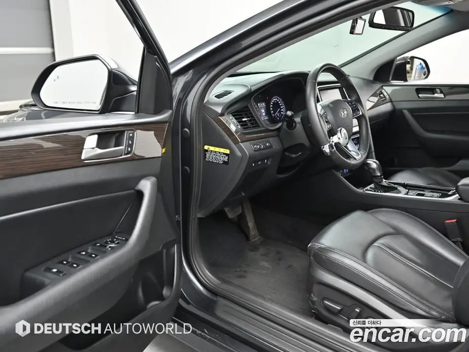 Hyundai Sonata 2017 2.0 автомат (гидро), фото 11