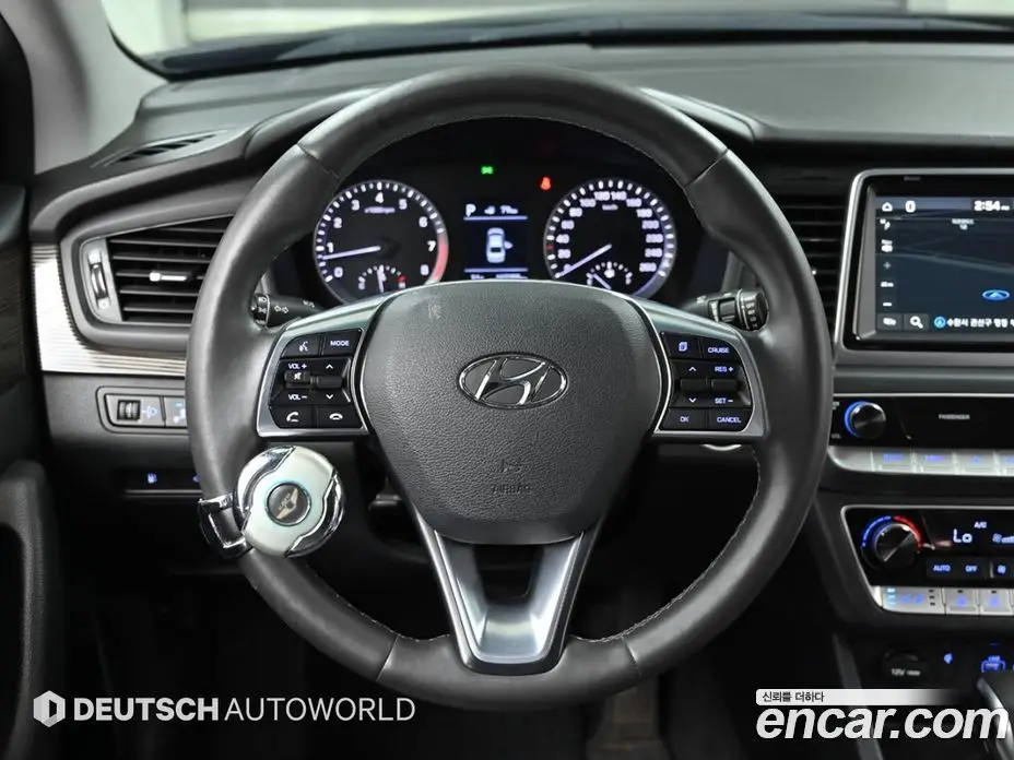 Hyundai Sonata 2017 2.0 автомат (гидро), фото 13