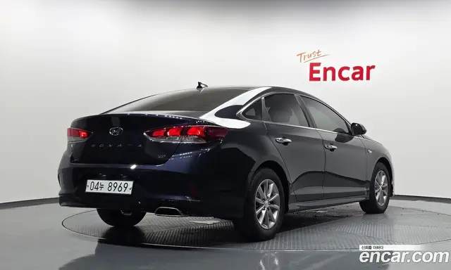 Hyundai Sonata 2018 2.0 автомат (гидро), миниатюра 2