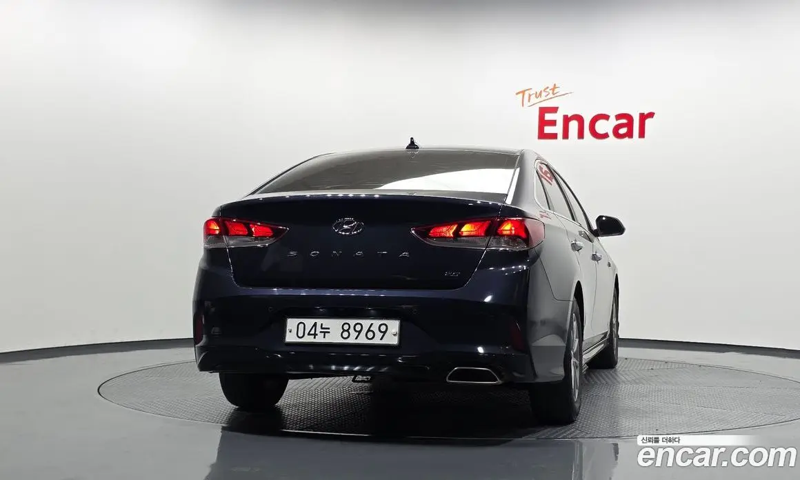 Hyundai Sonata 2018 2.0 автомат (гидро), фото 4