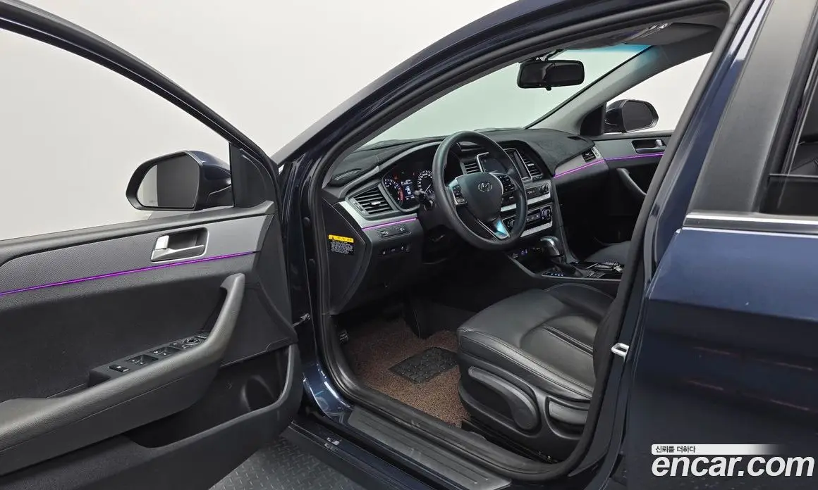 Hyundai Sonata 2018 2.0 автомат (гидро), фото 10