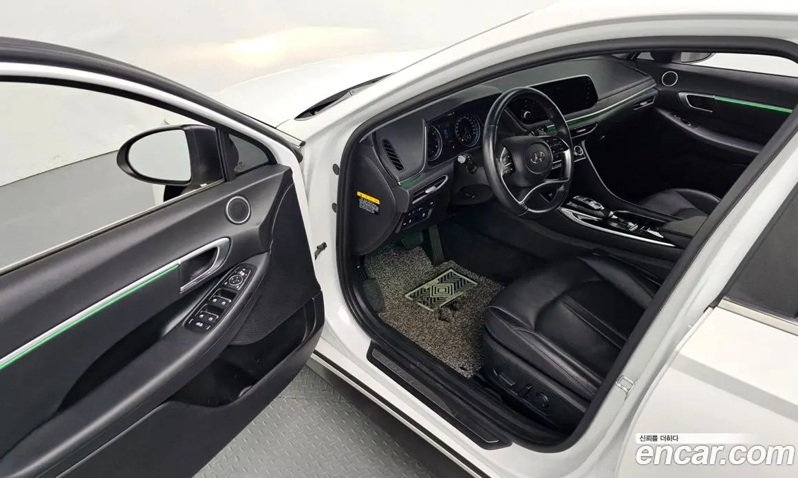 Hyundai Sonata 2019 2.0 автомат (гидро), фото 13