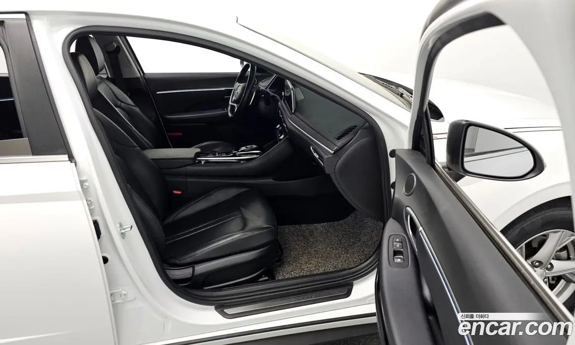 Hyundai Sonata 2019 2.0 автомат (гидро), фото 16