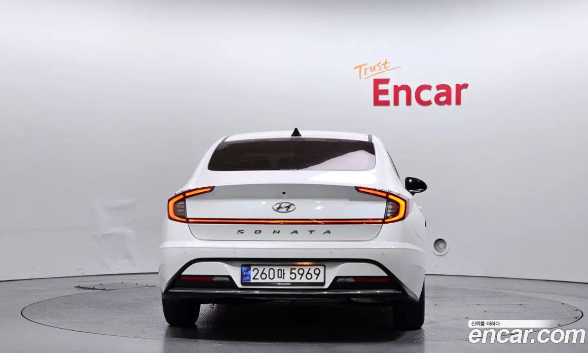 Hyundai Sonata 2019 2.0 автомат (гидро), фото 4