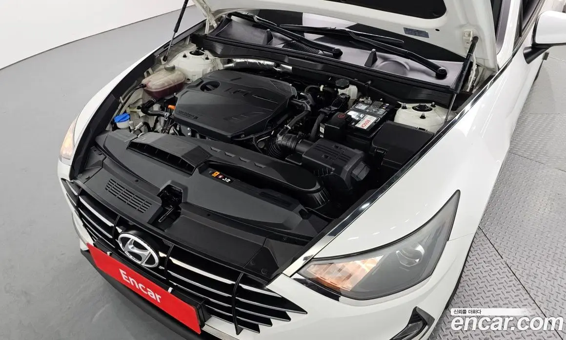 Hyundai Sonata 2019 2.0 автомат (гидро), фото 6