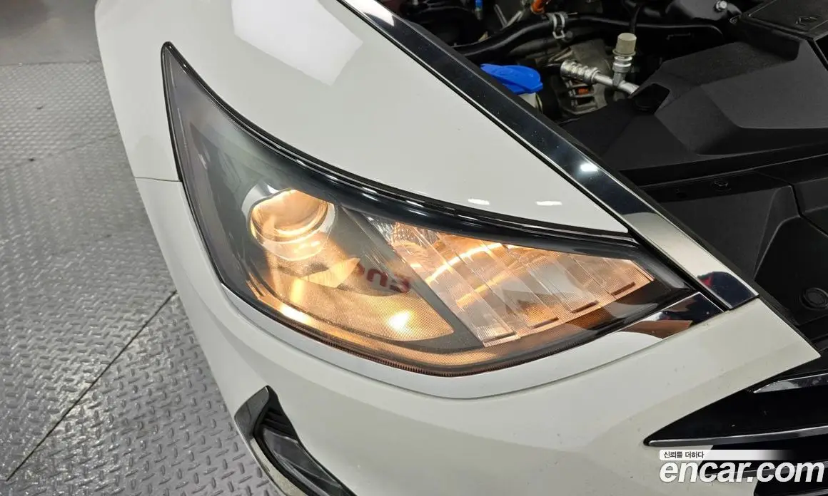 Hyundai Sonata 2019 2.0 автомат (гидро), фото 8