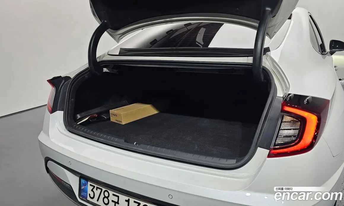 Hyundai Sonata 2021 2.0 автомат (гидро), фото 20