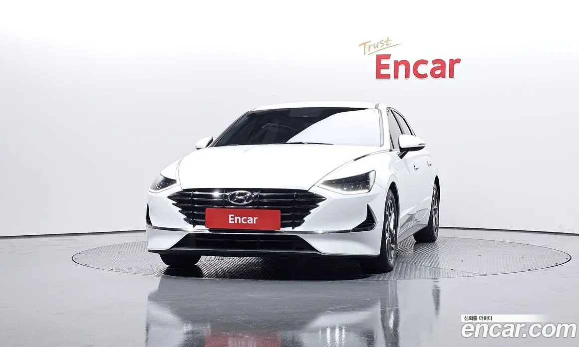 Hyundai Sonata 2021 2.0 автомат (гидро), фото 3