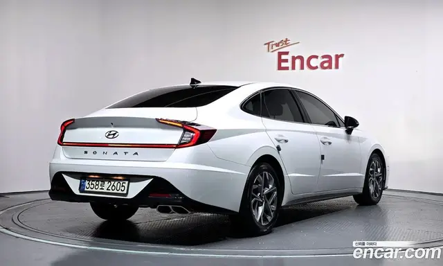Hyundai Sonata 2022 1.6 автомат (гидро), миниатюра 2