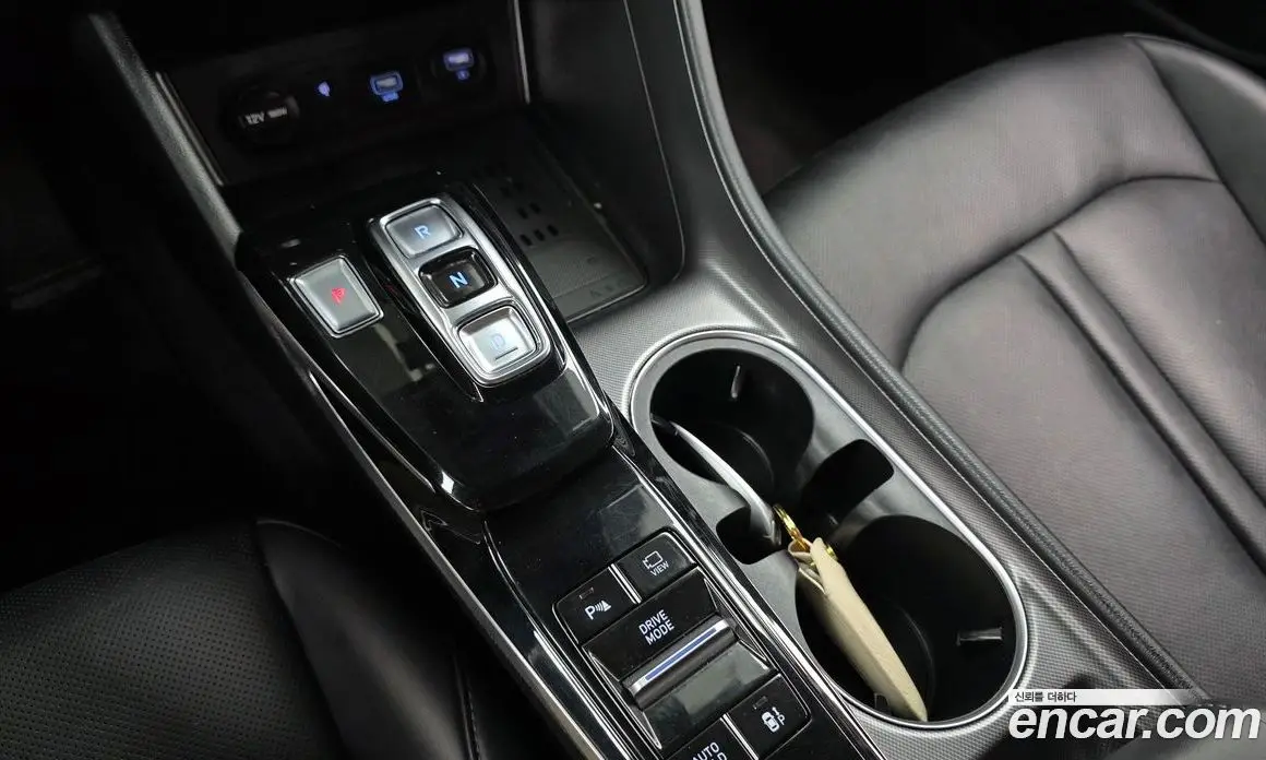 Hyundai Sonata 2022 1.6 автомат (гидро), фото 12