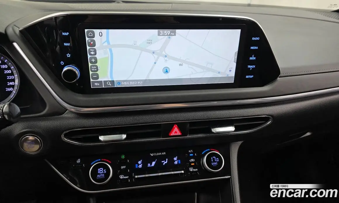 Hyundai Sonata 2022 1.6 автомат (гидро), фото 18
