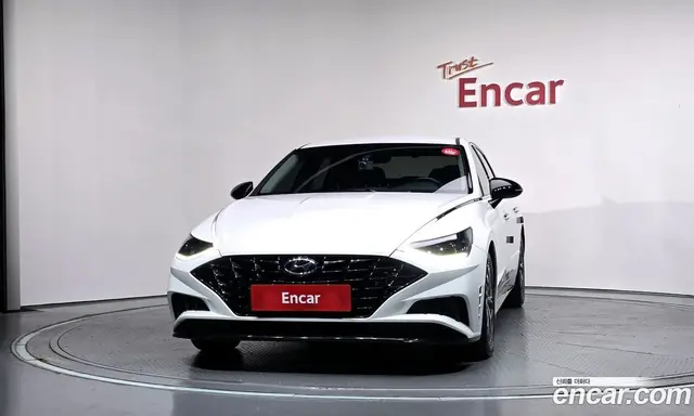 Hyundai Sonata 2022 1.6 автомат (гидро), миниатюра 3