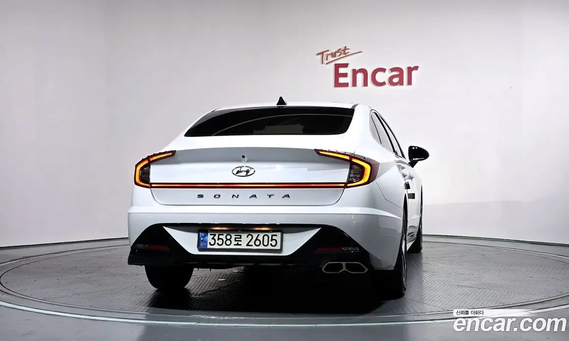 Hyundai Sonata 2022 1.6 автомат (гидро), фото 4